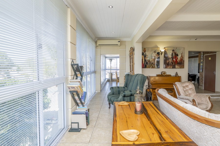8 Bedroom Property for Sale in Brackenfell South Western Cape